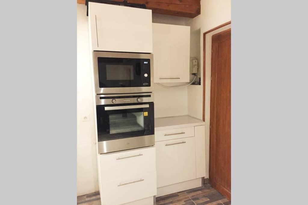 Calme Dans Maison De Village 60M2 Super Confort Динь-ле-Бен Экстерьер фото