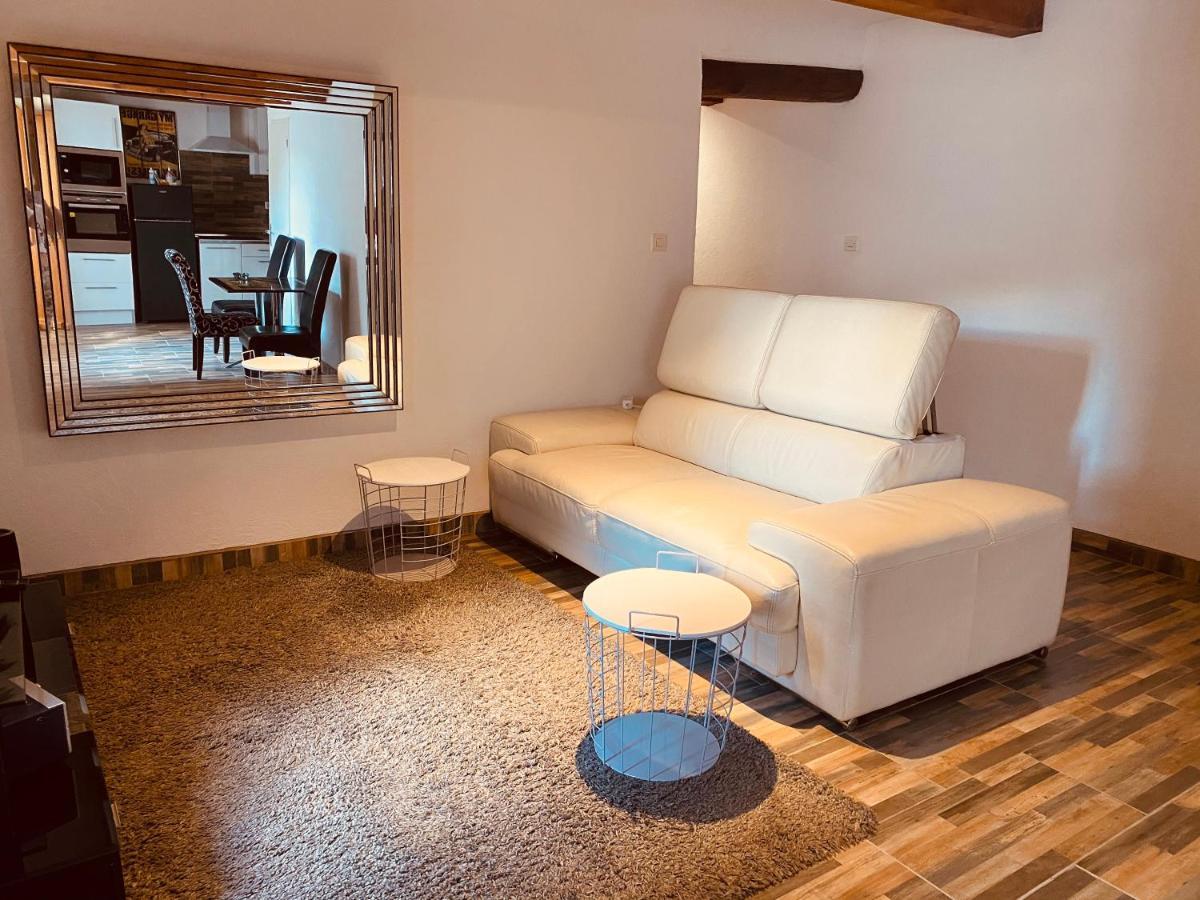 Calme Dans Maison De Village 60M2 Super Confort Динь-ле-Бен Экстерьер фото